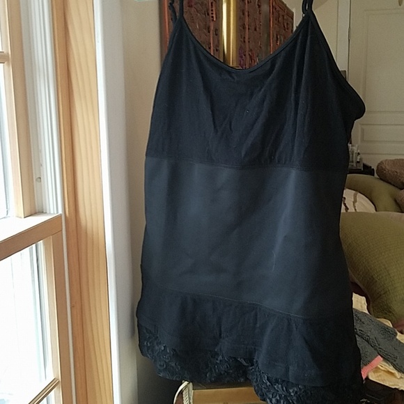 LOGO by Lori Goldstein Other - Logo instant chic shapewear